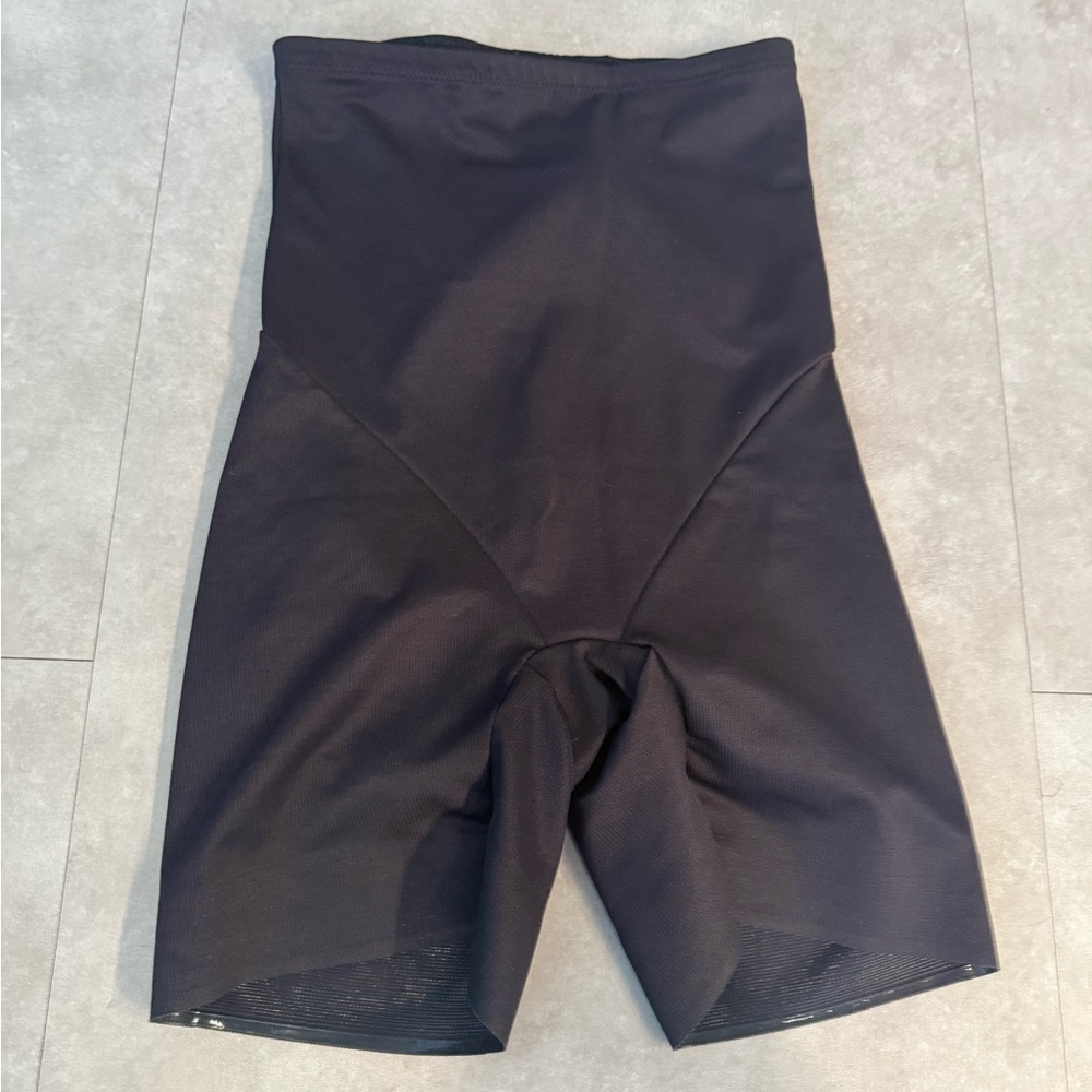 Cupid Black Shape Wear